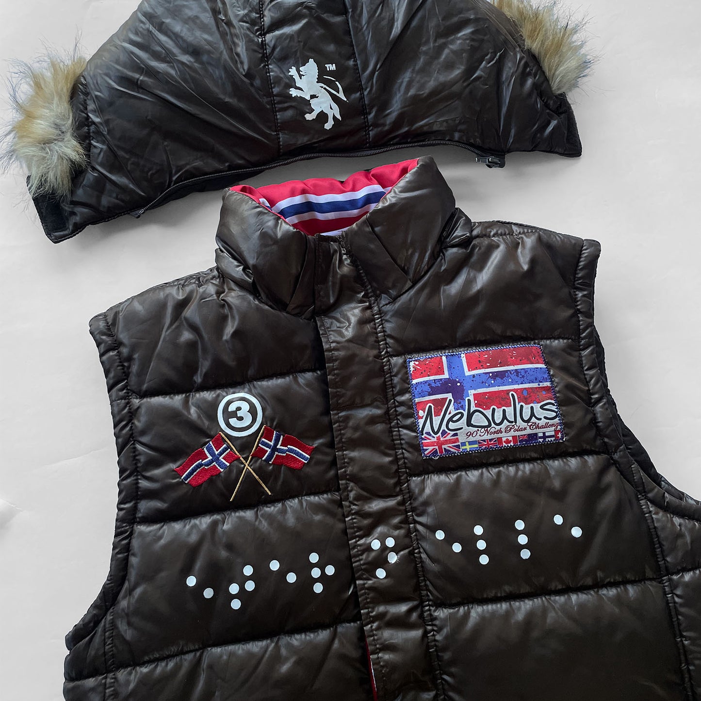 Nebulus North Polar Challenge sleeve less Jacket (M) *brand new
